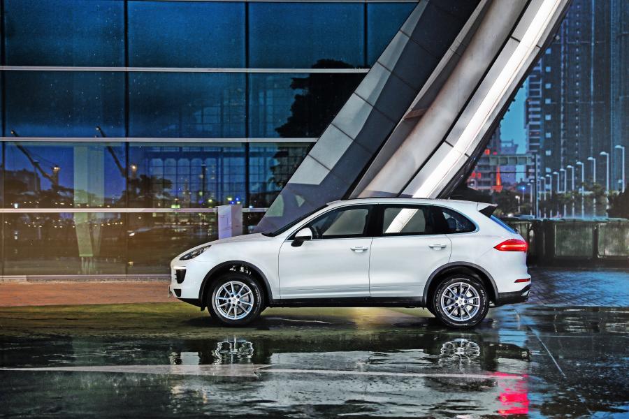  Porsche Cayenne (958) 2014 года  (фото 6 из 8)